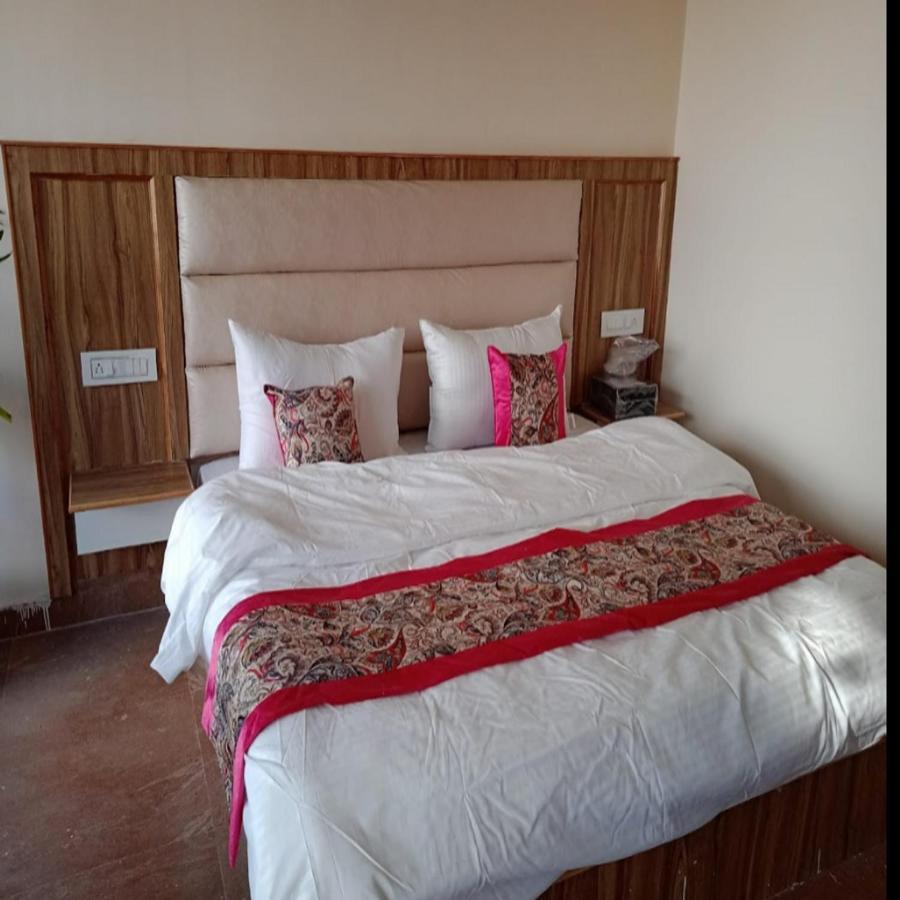 Resort The Himalayan Odyssey And Cottages Дхарамсала Екстериор снимка