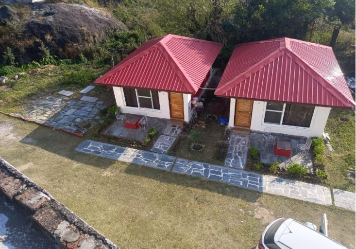 Resort The Himalayan Odyssey And Cottages Дхарамсала Екстериор снимка